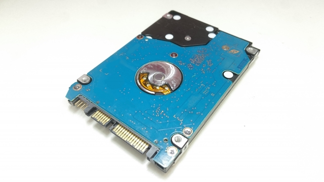 SATAハードディスク